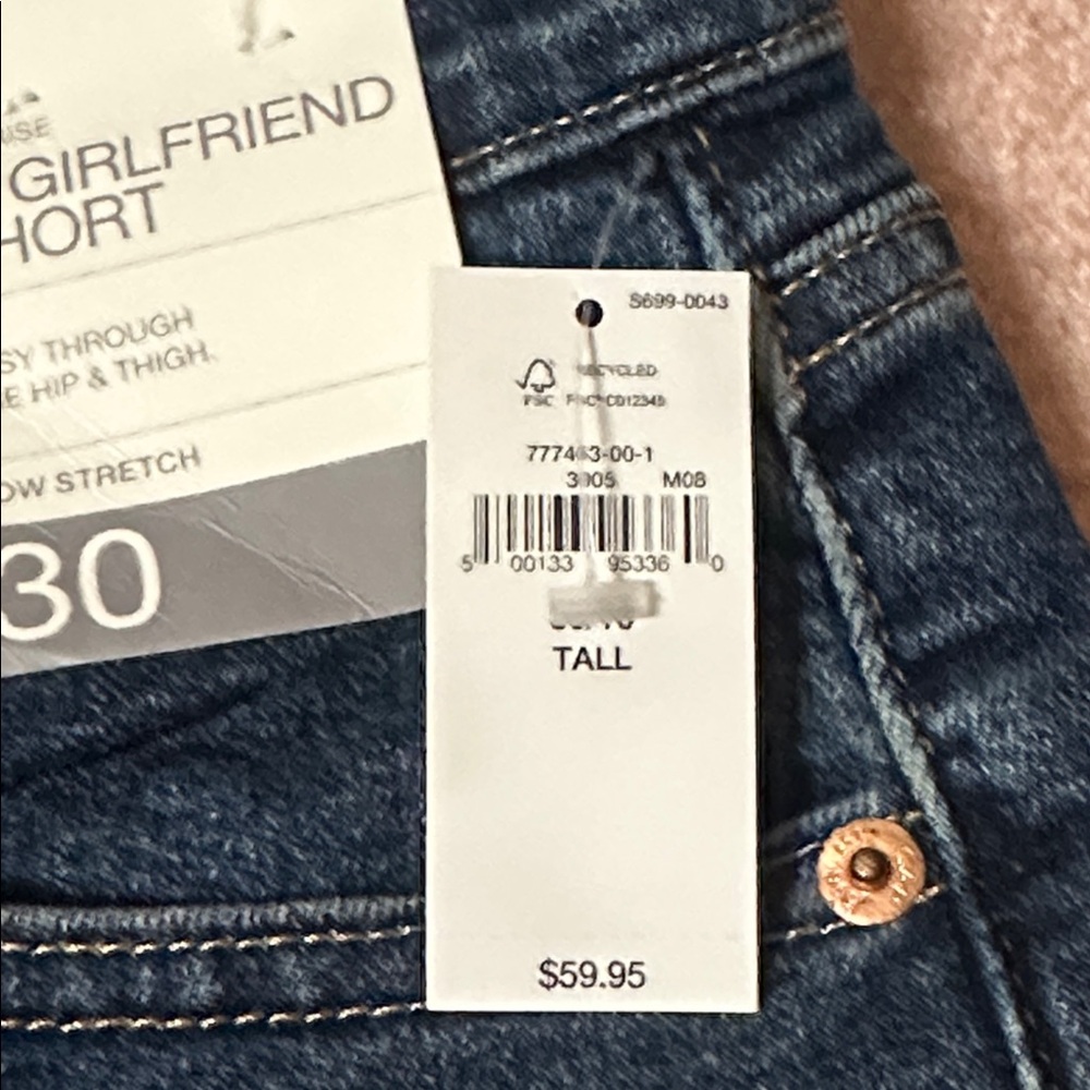 GAP 5” Girlfriend Short Mid Rise Low Stretch Dark Indigo Jean Shorts TALL NWT - Picture 4 of 5